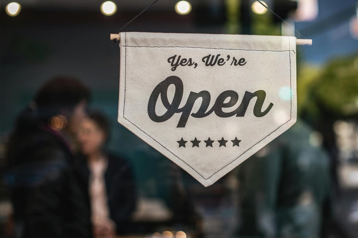 ServiceTimeAI's tweet image. We’re early &amp;amp; listening. If you advise local businesses (SBDCs, chambers, creators), let’s collaborate on a pilot that makes independents stronger. #MainStreet #Partners