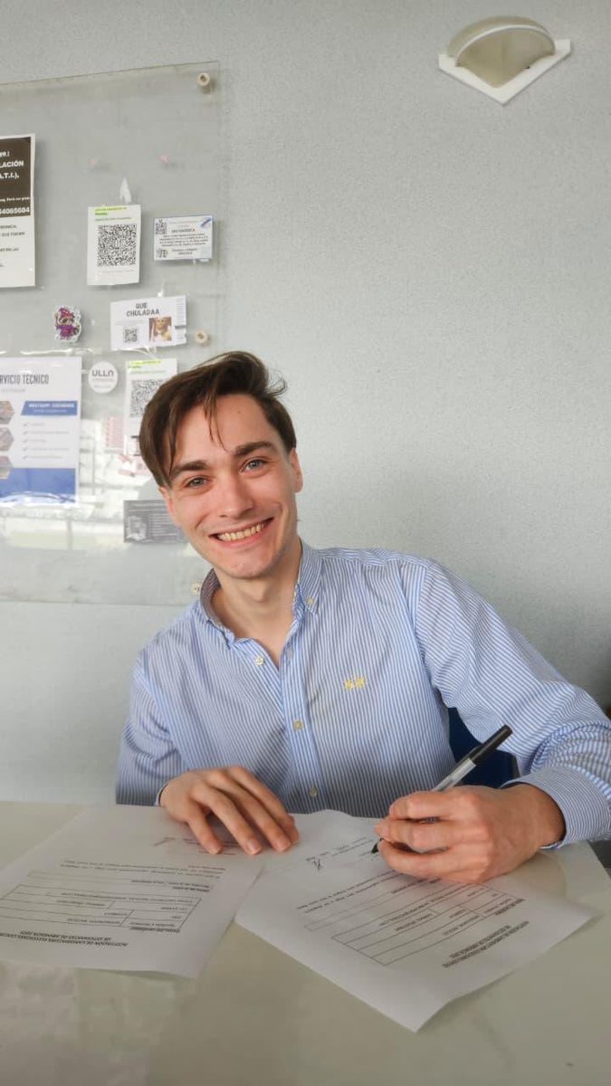 FIRMANDO LA CANDIDATURA PARA TESORERO PARA EL CENTRO DE ESTUDIANTES DE DERECHO EN LA UNS.

Porque un centro de calidad es un centro eficiente y siempre al servicio de los alumnos SIN DISTINCIÓN.

AGUANTE <a href="/ULLA_UNS/">Universitarios LLA UNS</a> Y AGUANTE DERECHO!!!