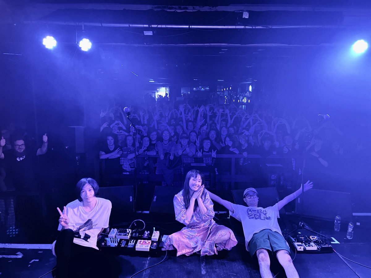 MOTFD_official's tweet photo. Thank you Edinburgh!🏴󠁧󠁢󠁳󠁣󠁴󠁿

It was a wonderful night 💗 We were so happy to visit to Edinburgh for the first time. You guys and your city are truly beautiful 👼🏰 We will definitely come back to Edinburgh again! See you next time. Thank you 🙏💐 https://t.co/vPR3TjSaHM