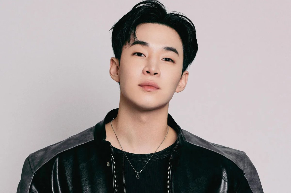 HENRY LAU is nominee for TOP 100 – Most Handsome Faces Of K-POP in 2025.

🚨 LAST 4 DAYS TO VOTE!!!
👉 VOTE: dabeme.com.br/top100s/