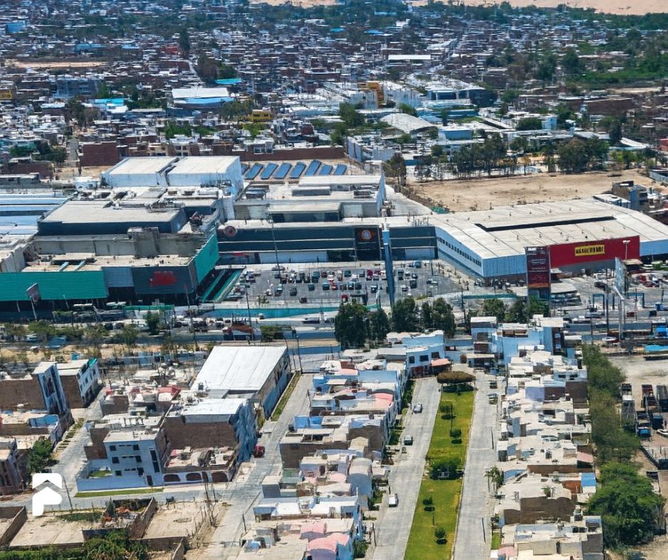 propiedadespe's tweet photo. 📈 #Ica vive un gran momento para invertir.
🚧 +USD 588M en obras impulsan el valor del suelo.
📍 Zonas en auge: Subtanjalla, Parcona y La Tinguiña.
💰 m²: USD 50–160.

Ica = crecimiento y rentabilidad.
#InversionInmobiliaria #TerrenosEnIca https://t.co/DYImy93Pg5