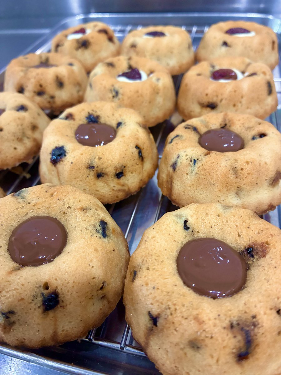 菓子 blitz やきがしブリッツ (@yakigashiblitz) • Instagram photos