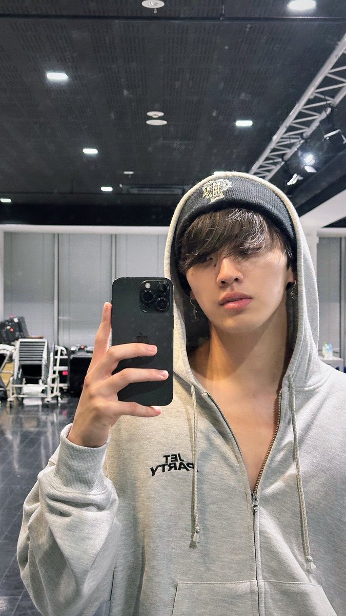 🚨本日発売🚨 いよいよ本日 #JETPARTY オフィシャルグッズ &CAPSULE