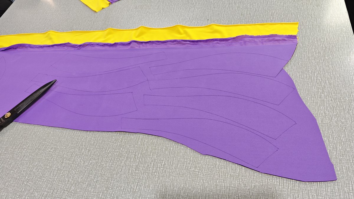 vickie469563's tweet image. Scissors poised. ✂️
Lines traced with precision.
Every cut shapes a part of the journey — from flat fabric to functional gear.
#SKOutdoorz #SKWetsuits #PatternCutting #Craftsmanship #PrecisionWork #GearMaking