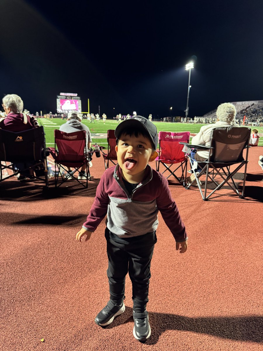 Ross Sponsler (@rossspons) on Twitter photo Thursday Night Football! <a href="/CHSDragonFB/">CHS Dragon Football</a> Thursday Night Football! <a href="/CHSDragonFB/">CHS Dragon Football</a>