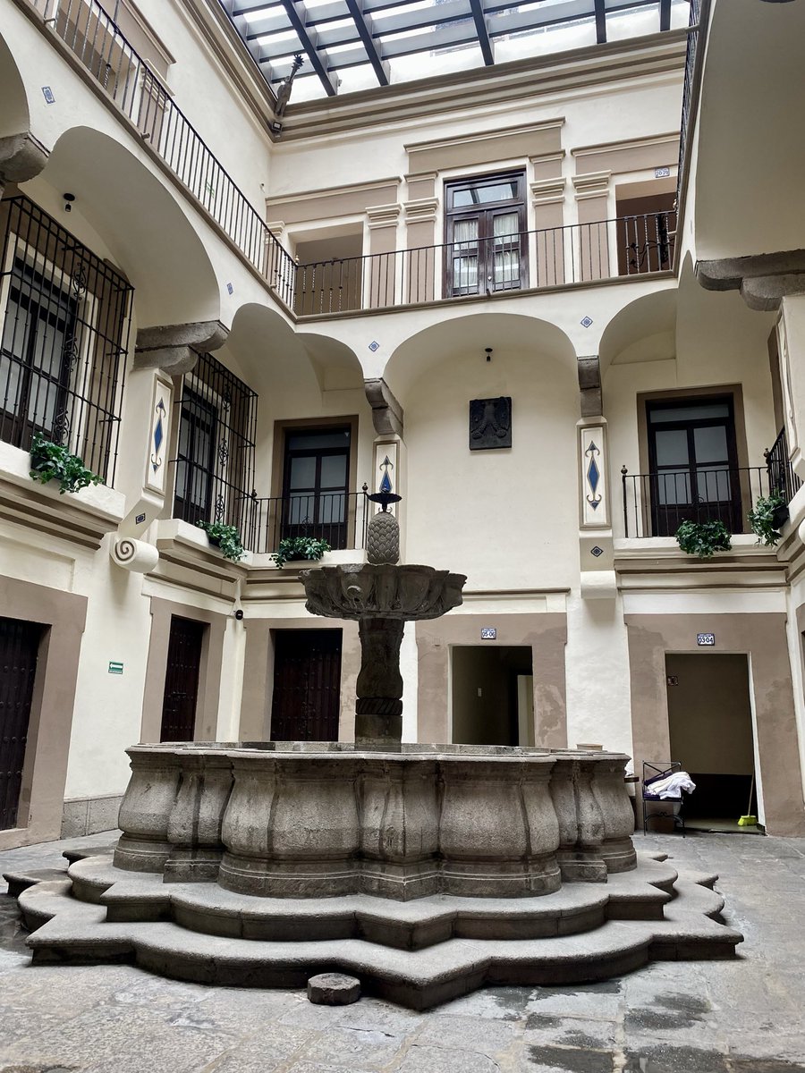 Despertando con mi amoroso 

#HotelGala
#Puebla