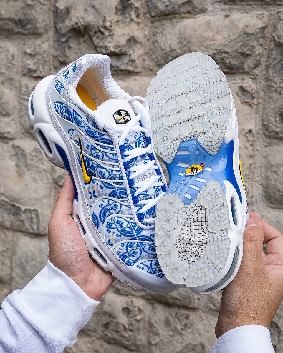 tenislinks's tweet image. 🇵🇹 Inspirado nos azulejos portugueses, Nike divulga o novo Air Max Plus TN “Lisboa”.