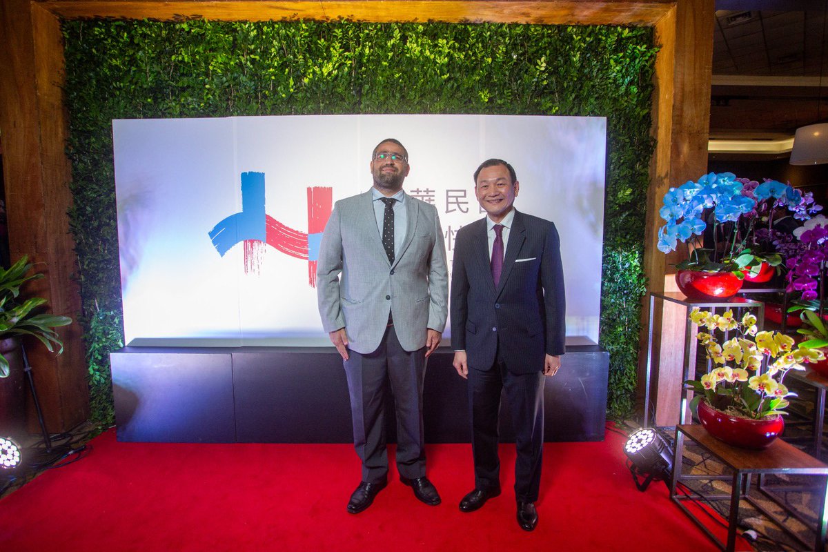 Enviamos un afectuoso saludo al querido pueblo de la República de China (Taiwán) en su aniversario nacional.
Agradecemos al embajador José Chih-Cheng Han por la amable invitación al agasajo y por el permanente apoyo y amistad hacia el Paraguay.
¡Que sigamos fortaleciendo los