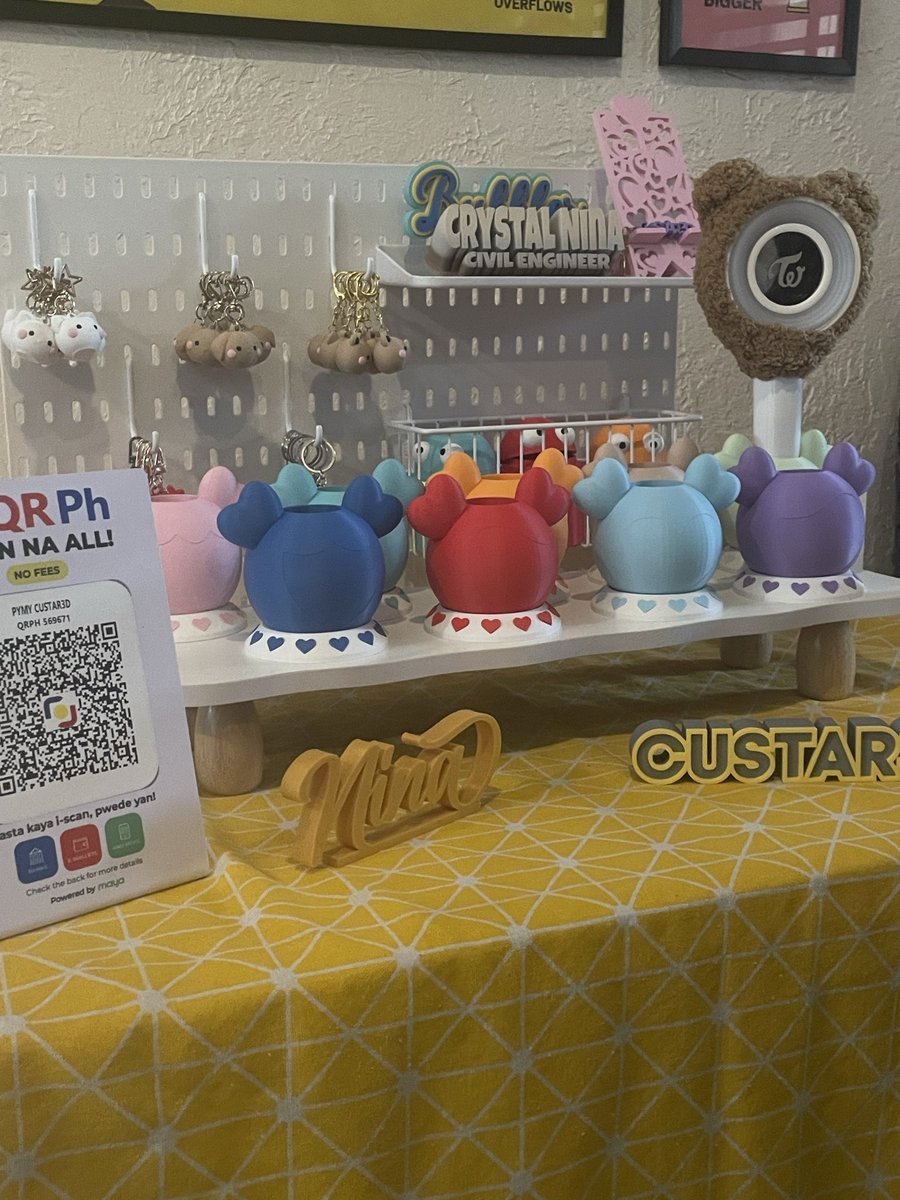 HELLO! 
First of all, thank you for all the love and support for the strawberry chaengvely during the con 🥹. 

I know not everyone got one so here’s another chance to get yours and other goodies from Custar3d! 

Check out <a href="/litolpoteto_/">⋆. 𐙚˚࿔ crystal 𝜗𝜚˚⋆</a>’s table here 
📍Simmer Studios, Marikina