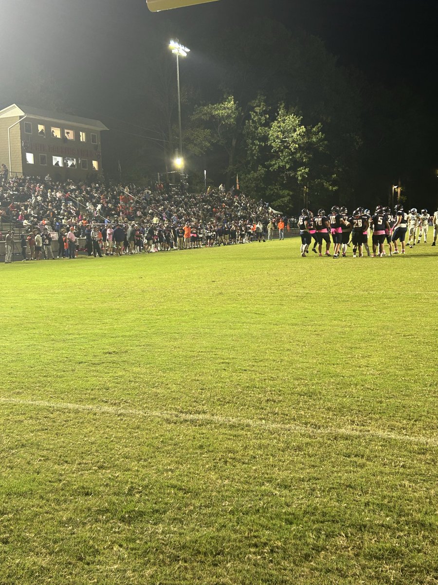 CoachGaryBass's tweet photo. Great Game and Great Atmosphere tonight in Big Stone Gap. #SWVAfootball https://t.co/04JYSAmlia