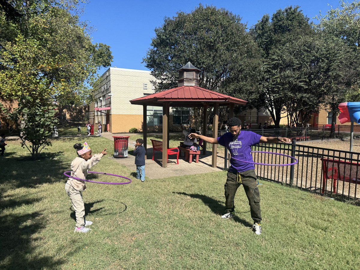 People often ask me to describe my role as Assistant Principal… this is just 1/500 🤦🏾‍♂️🤣 #ChampionForKids