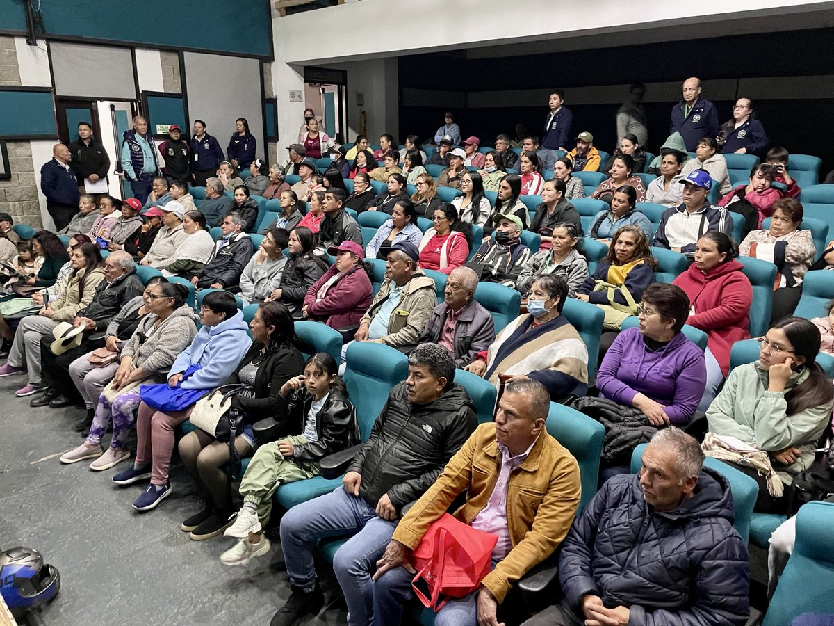 El alcalde <a href="/ForeroWalfrando/">Walfrando Forero</a> presentó a los vendedores ambulantes el nuevo modelo de ventas que beneficiará a 50 familias del municipio que estén dispuestas a dar un paso adelante para mejorar sus ingresos y la calidad de vida de sus hogares.