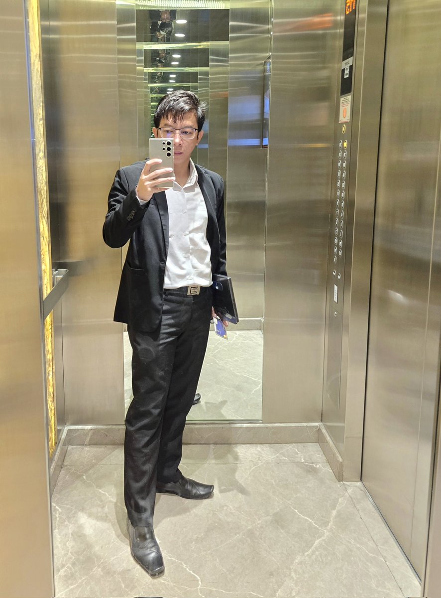 Morning~
Semangat kerja di jumat sebelum ketemu weekend