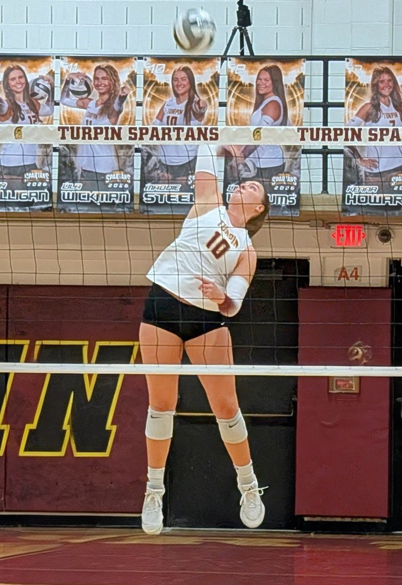TurpinSpartans's tweet photo. Kings wins tonight in one of the most competitive matches I've ever seen. 

The 2 teams BATTLED!

Having said that, Maddie Steele became the ALL TIME LEADER in KILLS for the Spartans! https://t.co/p6Qt9o3xnj