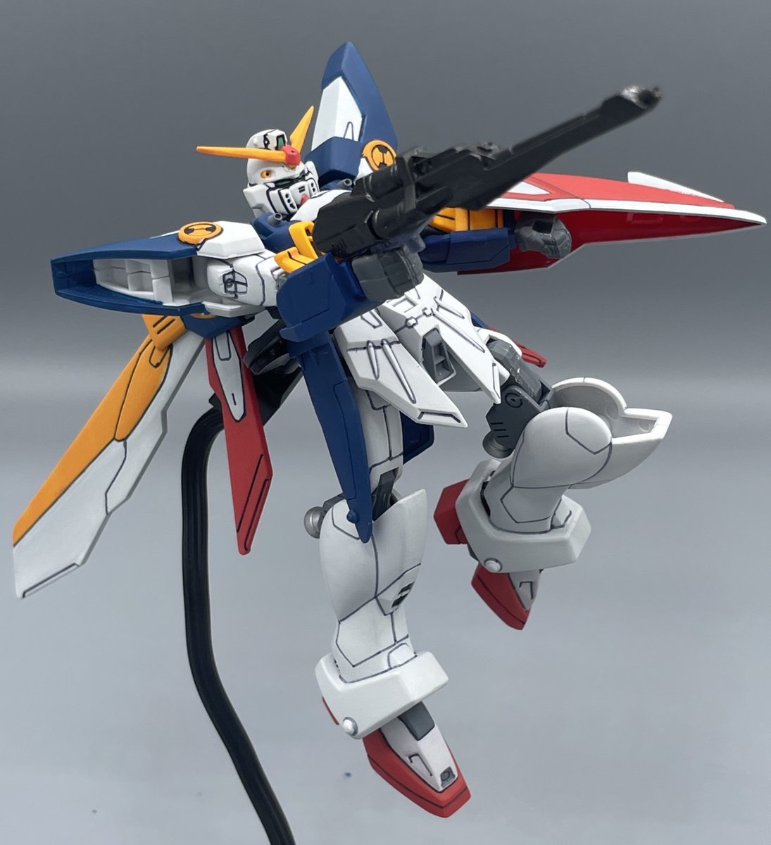 CAMPLABASE's tweet image. 【旧1/144】ウイング・ガンダム【筆塗り全塗装】
#みんなのウイングガンダム観てみたい
#ウイングガンダム #旧キット #ガンプラ #GUNSTA #ガンスタ #筆塗り　
　　　　【祝】ウイング発売！！【EG】
　　筆塗りが魅せる！オペレーションメテオ！！
GUNSTAにて投稿中！！見て下さいヾ(≧▽≦)ﾉ✨✨