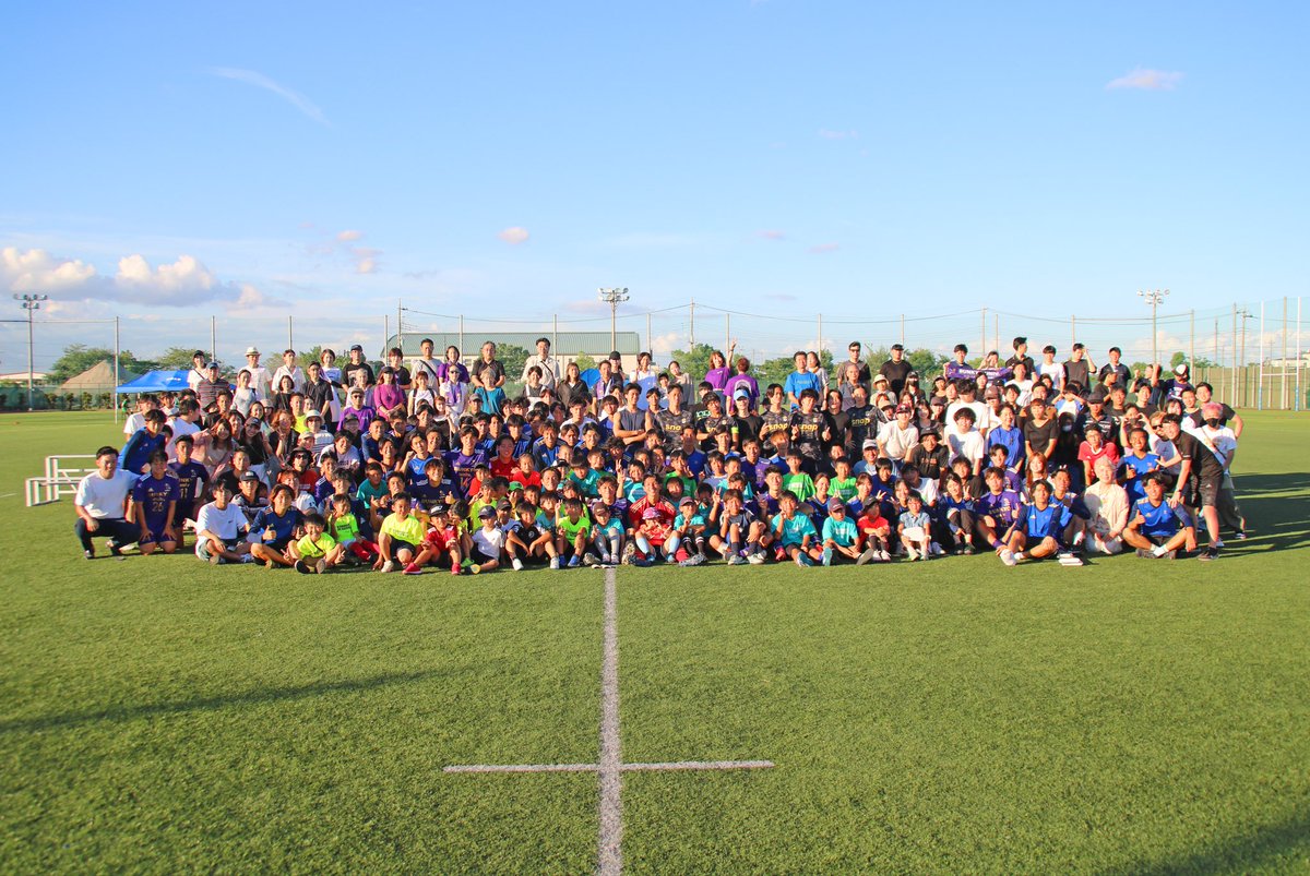 ｢愛斗があんなに喜んでるとこ初めて見たよ｣

上武戦で点をとった日に両親から言われた。

泣くくらい嬉しかった。

自分はこのためにサッカーしてるんだなと。

今週はもっと大勢の人が来てくれる。

自分の点でチームを勝たせたいと思います。