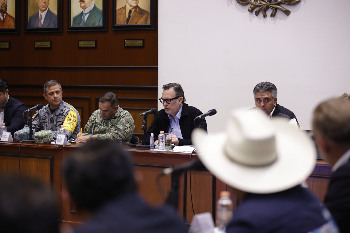 Seguimos trabajando, en coordinación con los tres niveles de gobierno, para atender las afectaciones por lluvia en los municipios de la Sierra Gorda de #Querétaro.

Les pido mantenerse informados por canales oficiales, seguir las indicaciones de las autoridades, y brindarle apoyo