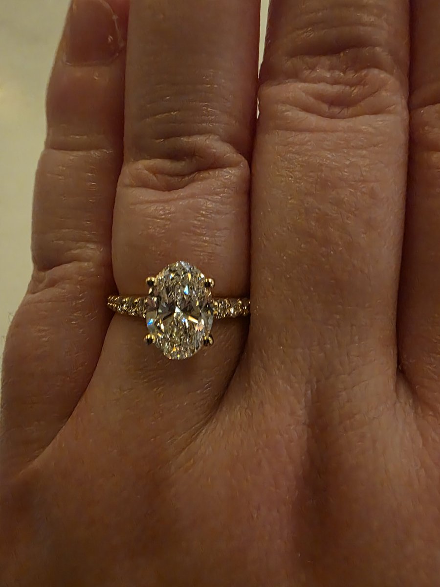 celesticrose tweet media