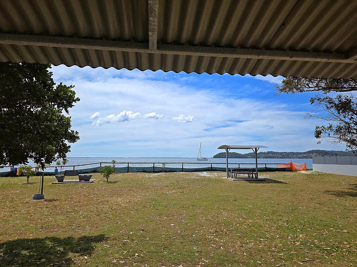 bb03cb's tweet photo. Lunch ...
Beautiful spot, table has a shade, but also in the shade of a big tree... just beautiful 😍
#FishandChipFriday
#BobCairnsReserve
#WorimiLands https://t.co/R4GYTiml8v