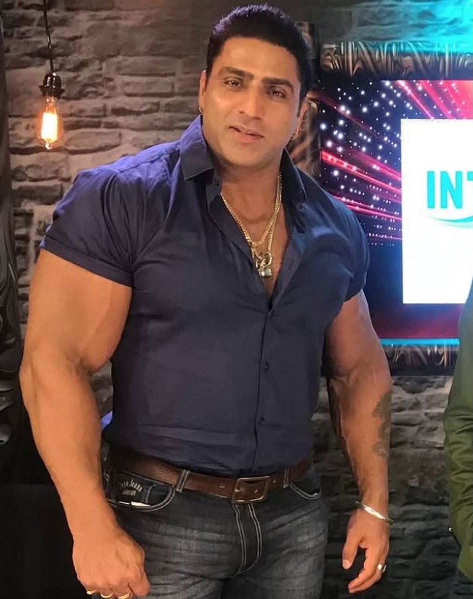 randeep_nabha's tweet image. Deeply saddened to hear about the untimely demise of international bodybuilder Varinder Ghuman. Through his relentless hard work and dedication, Varinder achieved great heights in life and became a true source of inspiration for our youth. May Waheguru grant eternal peace to the…