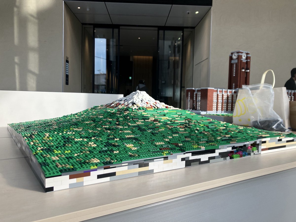 lego_shizudai's tweet image. 【#GivingCampaign に参加します】
静岡大学レゴ部の応援、ご支援をお願いします！

私たちは子供から大人まで楽しめる展示会、イベントを開催しております。
皆様のご支援が新しい作品、楽しい展示へと繋がります。

shizuoka.2025.giving-campaign.jp→「参加する」→「応援する」→「静岡大学レゴ部」へ！