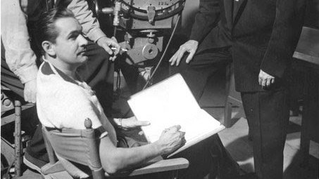 DrBuzz_Forensic's tweet image. Writer, director & producer Ed Wood Jr. was #BornOnThisDay Oct. 10, 1924. Remembering his #cult films; Glen or Glenda (1953), Bride of the Monster (1955) & Plan 9 from Outer Space (1959). Battling alcoholism, he passed in 1978 (age 54) from #heartattack #RIP #GoneTooSoon #BOTD