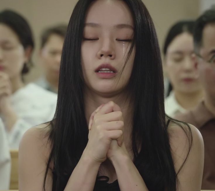 Oremos, hermanas. 

🙏🏻*