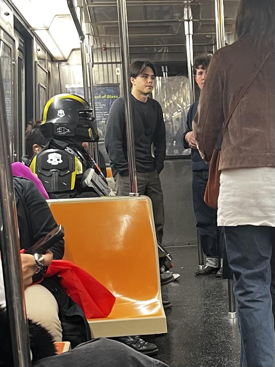 Helldivers NOW tweet media