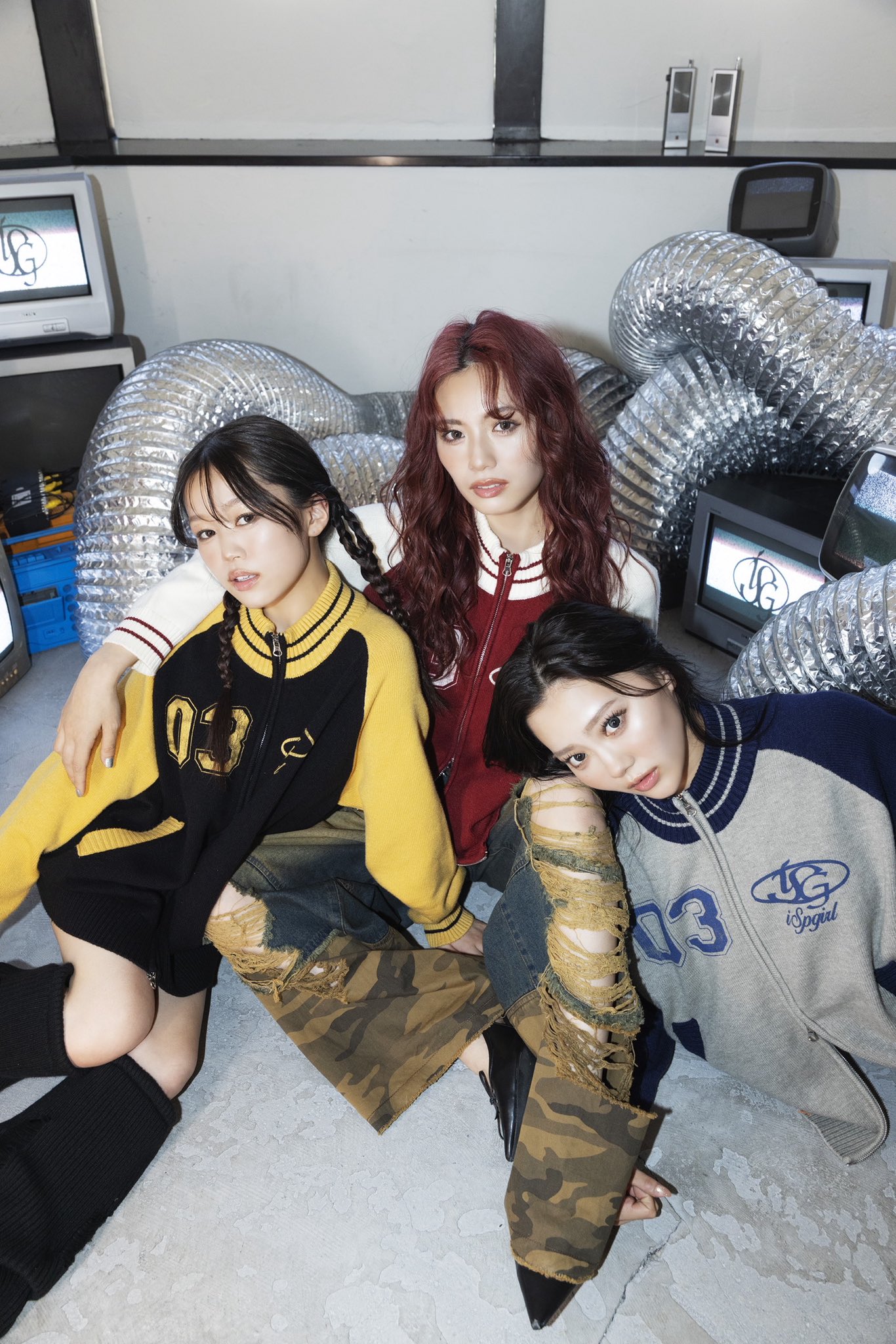 SPIRALGIRL 中綿ボリュームオーバーロゴジャケット SPIRALGIRL コート アウター 合皮切替え中綿オーバージャケット