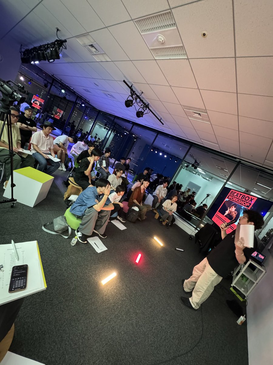 1️⃣ 日前！
Colaps ビートボックス ワークショップ 🎤
新しいサウンドとコンボを学んで、一緒にジャムしよう！
📍 西新宿 | 🕓 16:00〜18:00
👉 予約はこれがラストチャンス！
🎟 colapsmusic.com/workshops