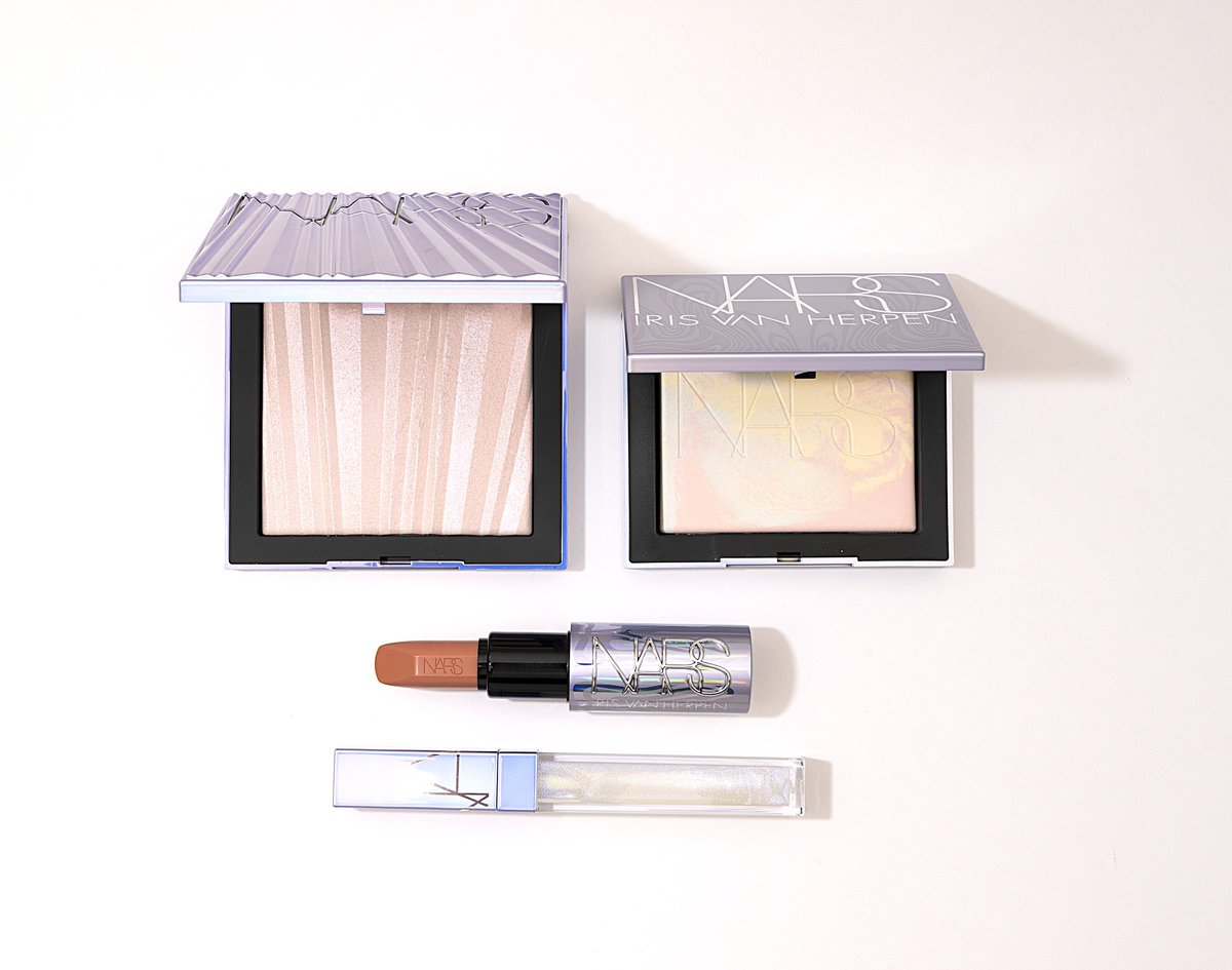 最高 お化粧品デパコスほとんど全てまとめ売り限定品やオマケ♡も有り