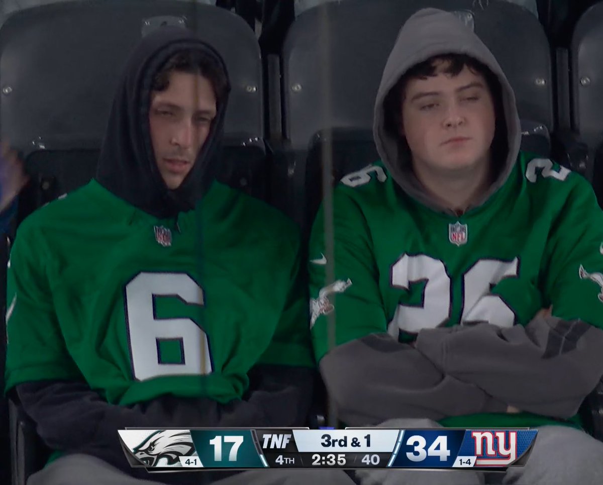 TheEntertainah's tweet image. 