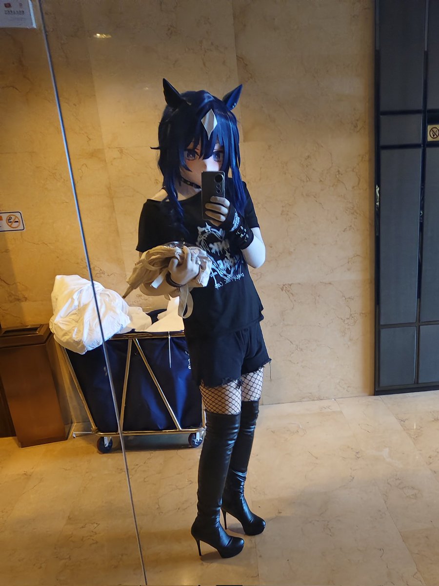 stalinium88's tweet photo. ヴィルシーナ！
初登场
#着ぐるみ
#ウマ娘
#kigrumi
#cosplay https://t.co/QRR22Bo6fI