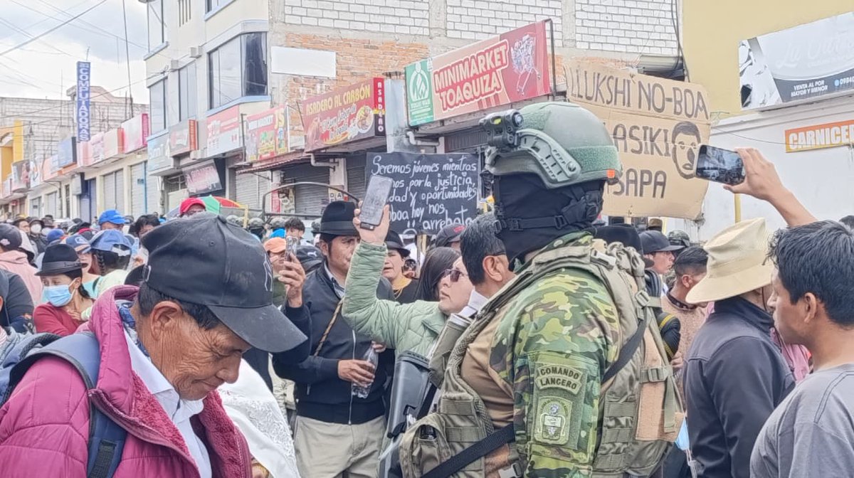 #ATENCIÓN | Alrededor de 600 indígenas participaron este viernes en la marcha organizada por la Federación de Organizaciones Indígenas y Campesinas de Cotopaxi (FOICC) junto a organizaciones de base como la UNOCIZ y la OPIJJ en contra de las medidas de Noboa. #ParoNacionalEcuador