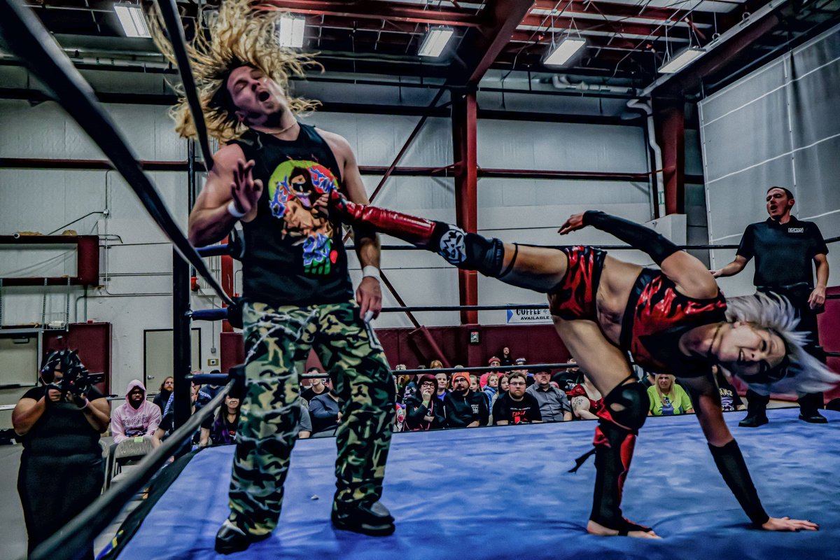 rdykhuizen's tweet photo. @kiddbanditpro happy belated birthday Kidd! @GCWrestling_ @Lauderdale11
#gcwfrontier #alaska @gcwmerch #gcFNw #mdkallday #mdkgang #thegodofthisshit #nickgage https://t.co/66sX8i3Ehp