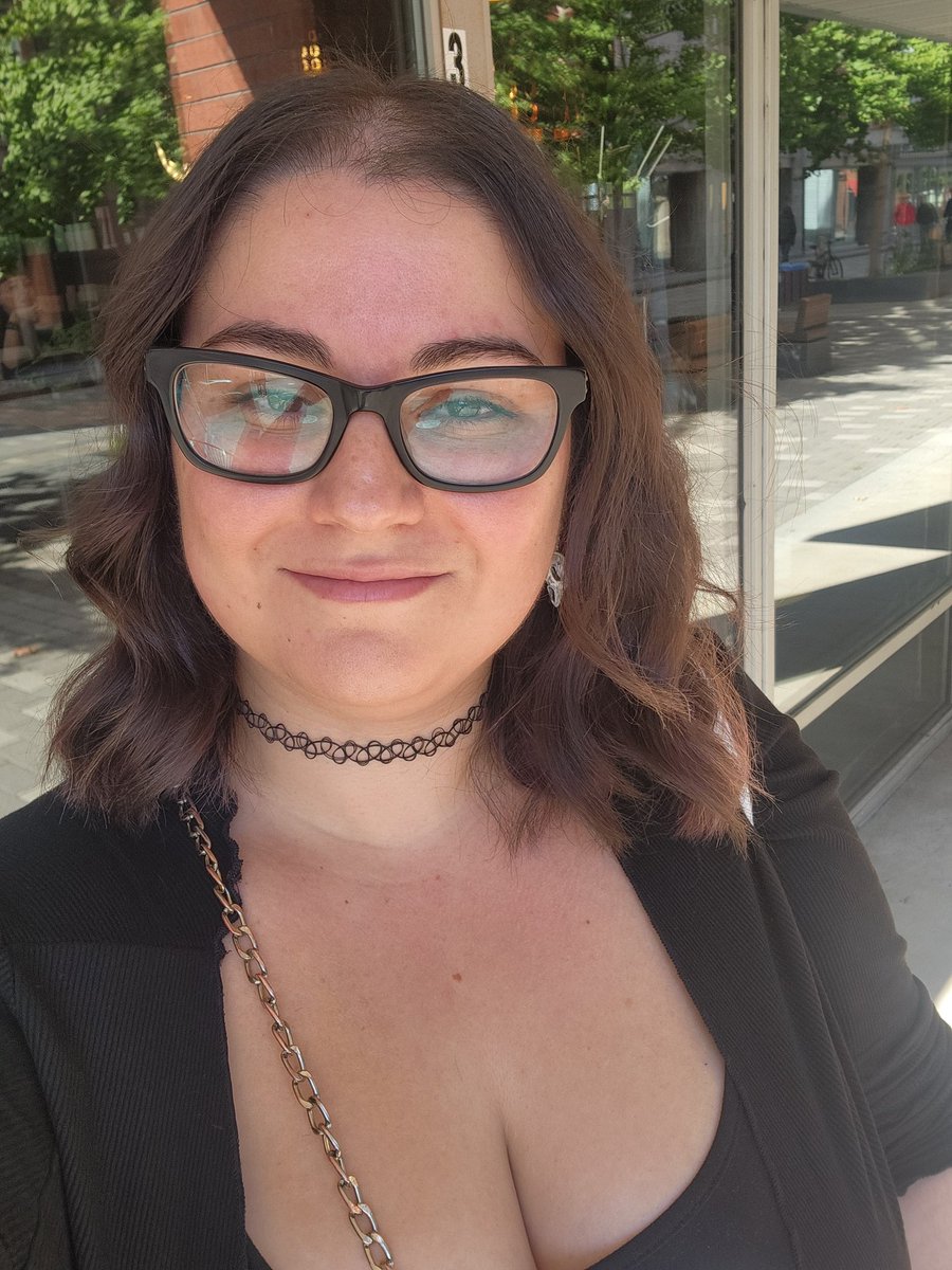 UntilDom's tweet image. Chop chop! Purple will return tomorrow 💜