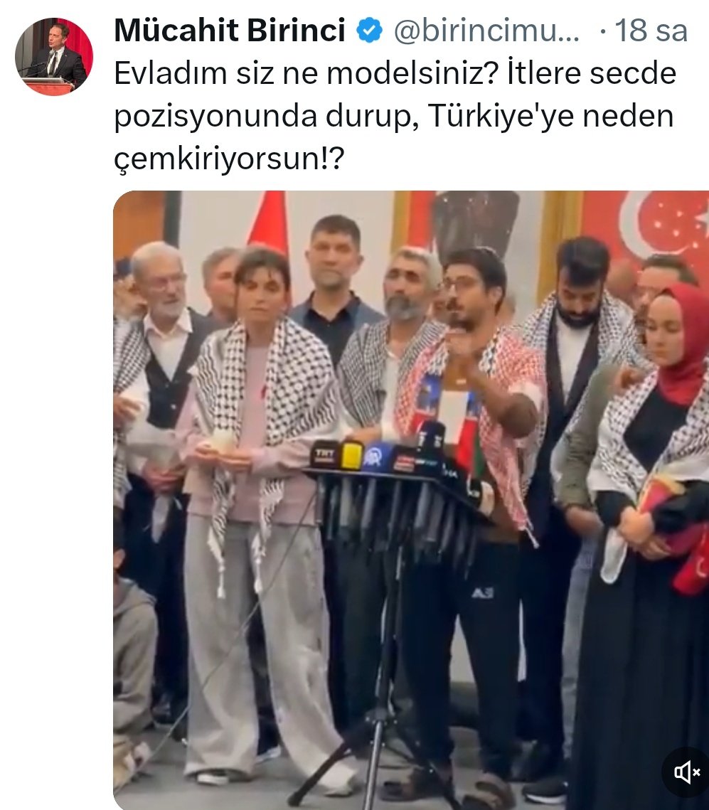 Yalanmı söylüyor, sağındaki hanım ak parti milletvekili kızı.
Rahmetli Baban gerçek ismini neden kullanmiyordu şimdi anladım.
Böyle bir oğulu kim isterki.