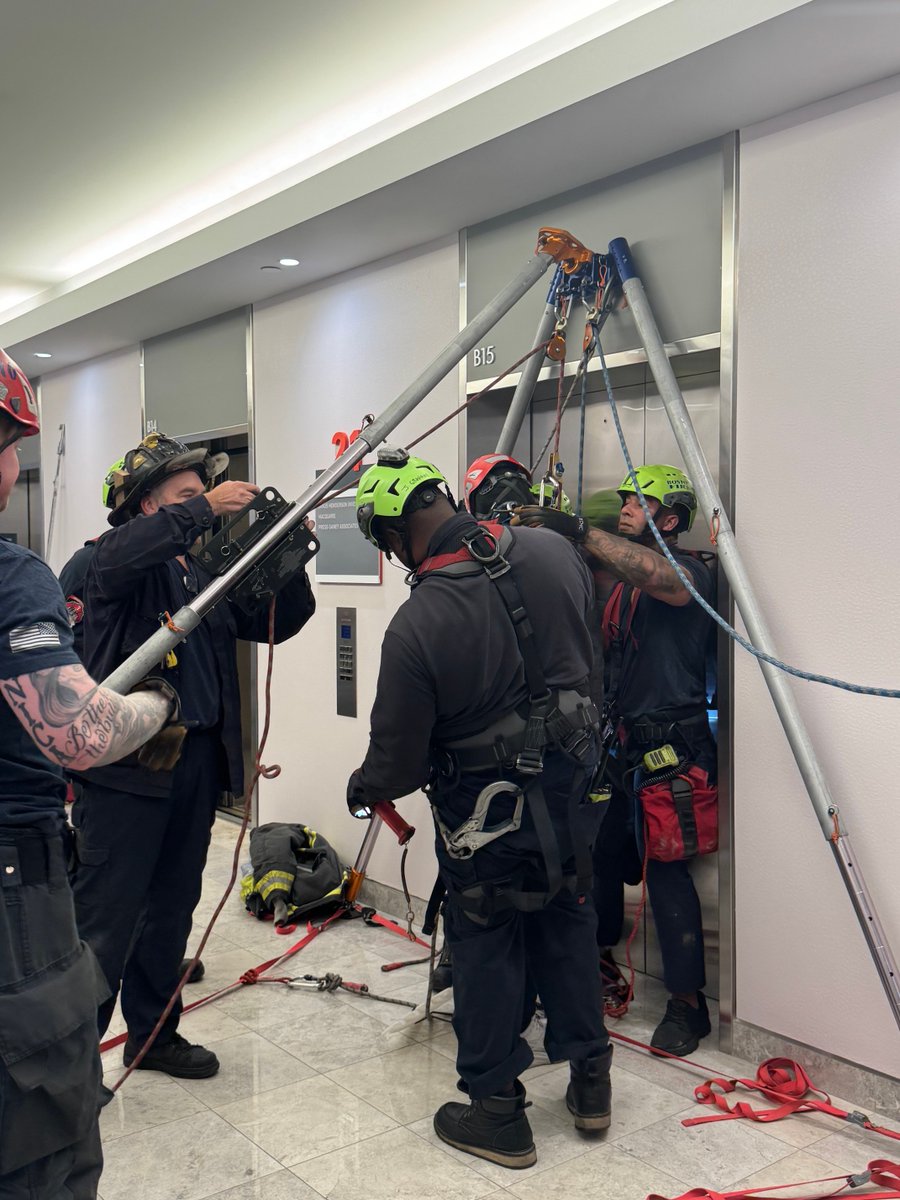 Boston Fire Dept. tweet media