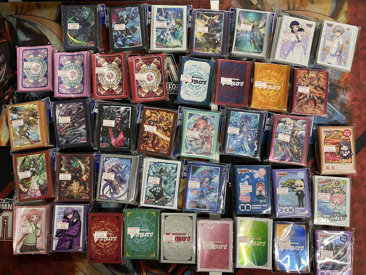 shakashakatorek's tweet photo. ヴァンガード最新段武奏烈華大盛り上がりです！
それに合わせてスリーブも大量追加いたしました‼️

リアノーンやセラスに合うスリーブもございますので新しいデッキ用にぜひお買い求めください✨ https://t.co/6gdwyeLLAW