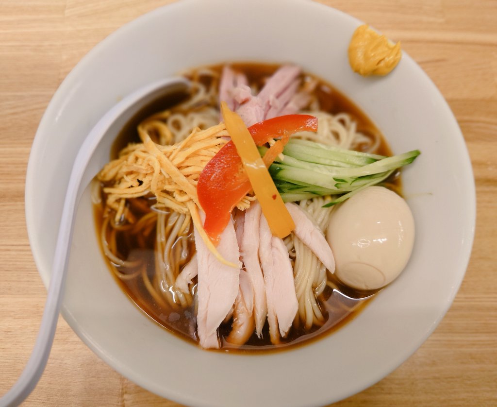 ラーメンいいかお＠亀有
冷やし中華🍜🎐
随分前💦煮干がきいて酸っぱ過ぎず、彩り鮮やか具沢山😋
冷やしの神もオススメする猛暑に最適な一杯。今年は暑すぎて何度も来れなかったのが残念😿美味しい夏の限定ご馳走様でした🙏
#ramen_cp