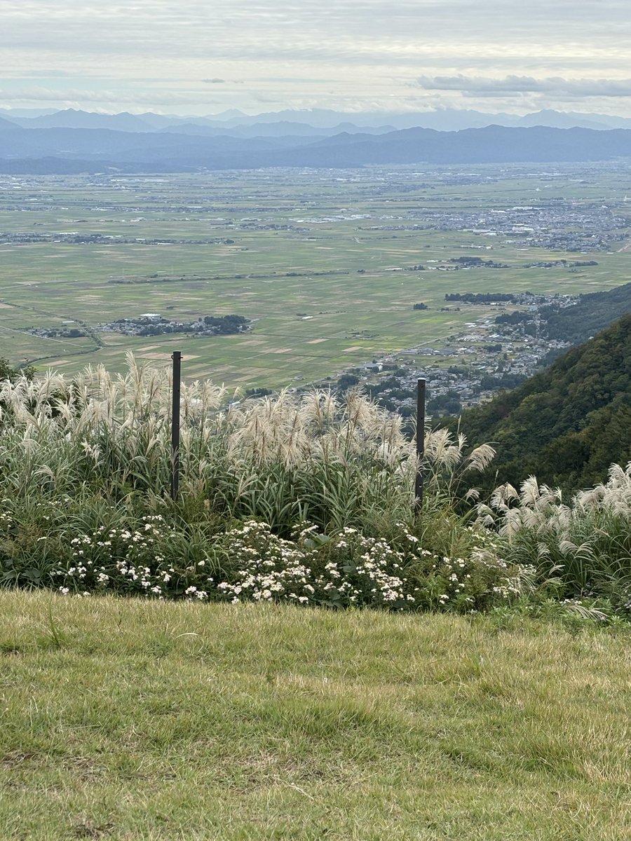 学校で山登り強制なのおかしい