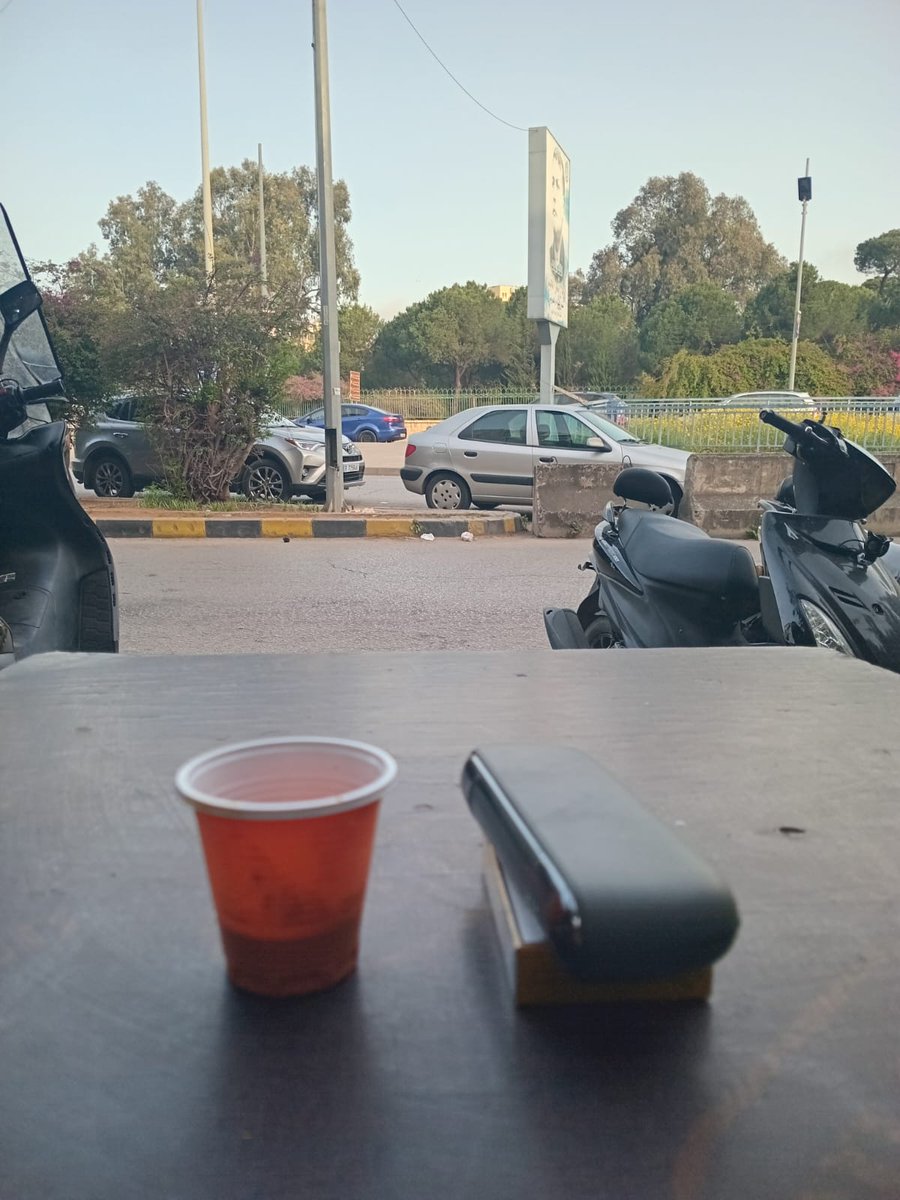 للذين مرّت ليلتهم وهم يشعرون وكأن الأرض على قلوبهم
لعلّه صباح الخير
#جمعة_مباركة
#صباح_الخير