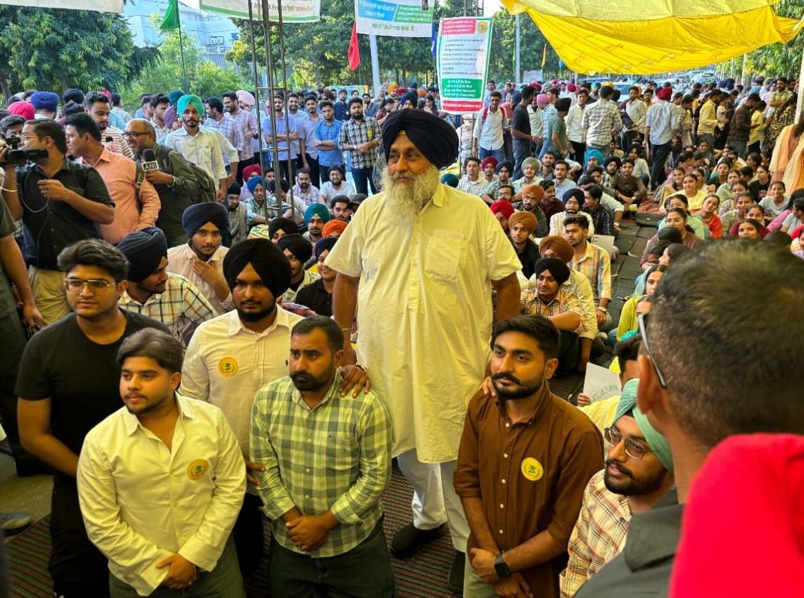 DavinderHanda's tweet photo. @BhagwantMann full fill our demands. #KhetaDeMaster https://t.co/gyWxH1XCll
