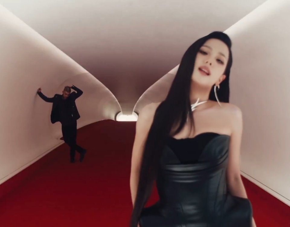 first time outside the farm.. lowkey nervous wish me good luck