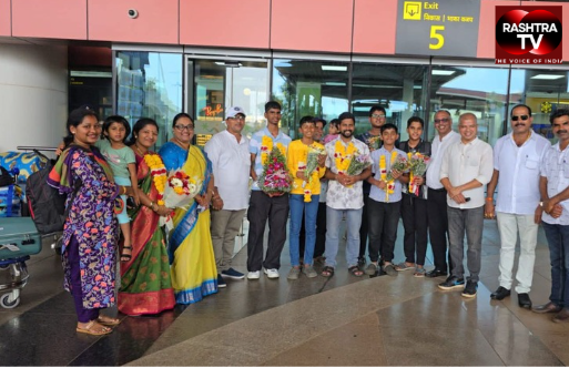 Rashtra_TV's tweet image. Goa News : पेडने  के प्रज्ञा स्कूल ने अहमदाबाद, गुजरात में हुई नेशनल जूनियर लाइन फॉलोइंग रोबोटिक्स प्रतियोगिता में गोल्ड मेडल जीता 
#GoaPride #RoboticsIndia #EducationNews #Innovation 
@EduMinOfIndia @goacm @PravinArlekar