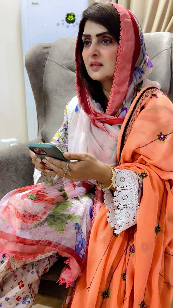 shaista_balouch's tweet photo. هر دور ۾ نوجوان ئي تبديلي جو سبب بڻيا آهن. اسان جي جدوجهد به تاريخ لکندي.
#RestoreProcess_BPS_5to15@MediaCellPPP @HamidMirPAK @MuradAliShahPPP @PPP_Org @sardarshah1 @SindhCMHouse @sindhinfodepart https://t.co/v3h7bTHt1S