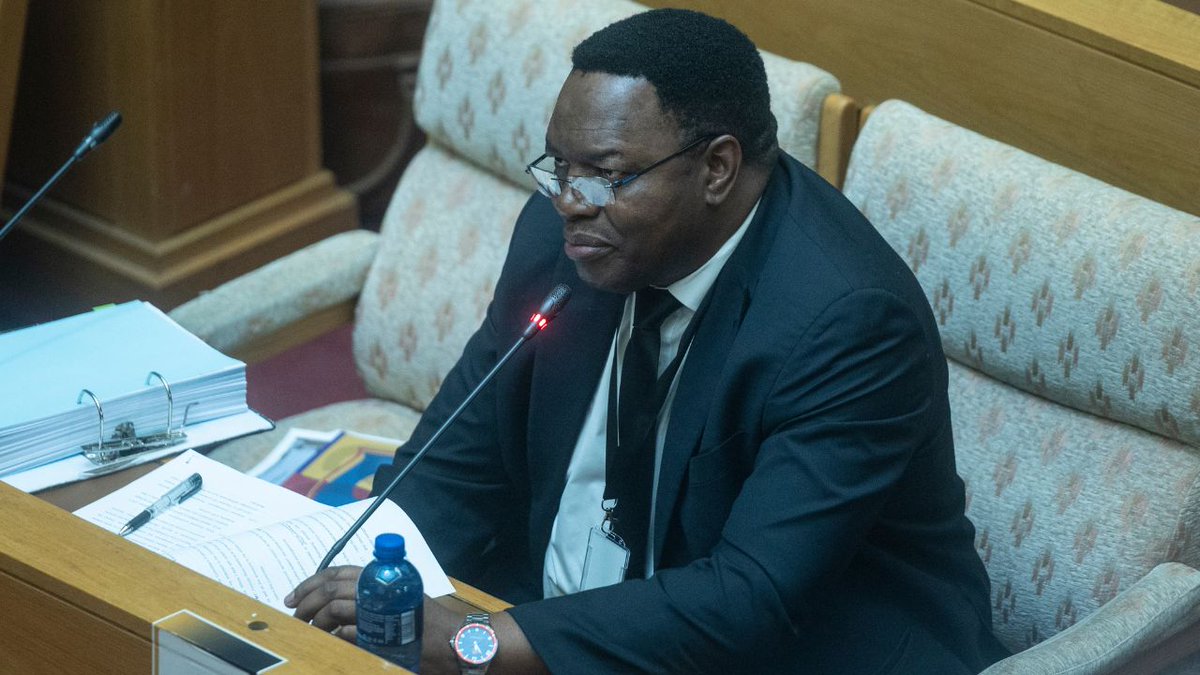 MatsepeHloni's tweet photo. General Masemola answers to the portfolio committee and the way his cautious leave me with the impression that he's protecting certain factions.  He's trying very hard to be diplomatic so that he appears in control of the situation and doesn't disappoint. https://t.co/dlHOUECTfC