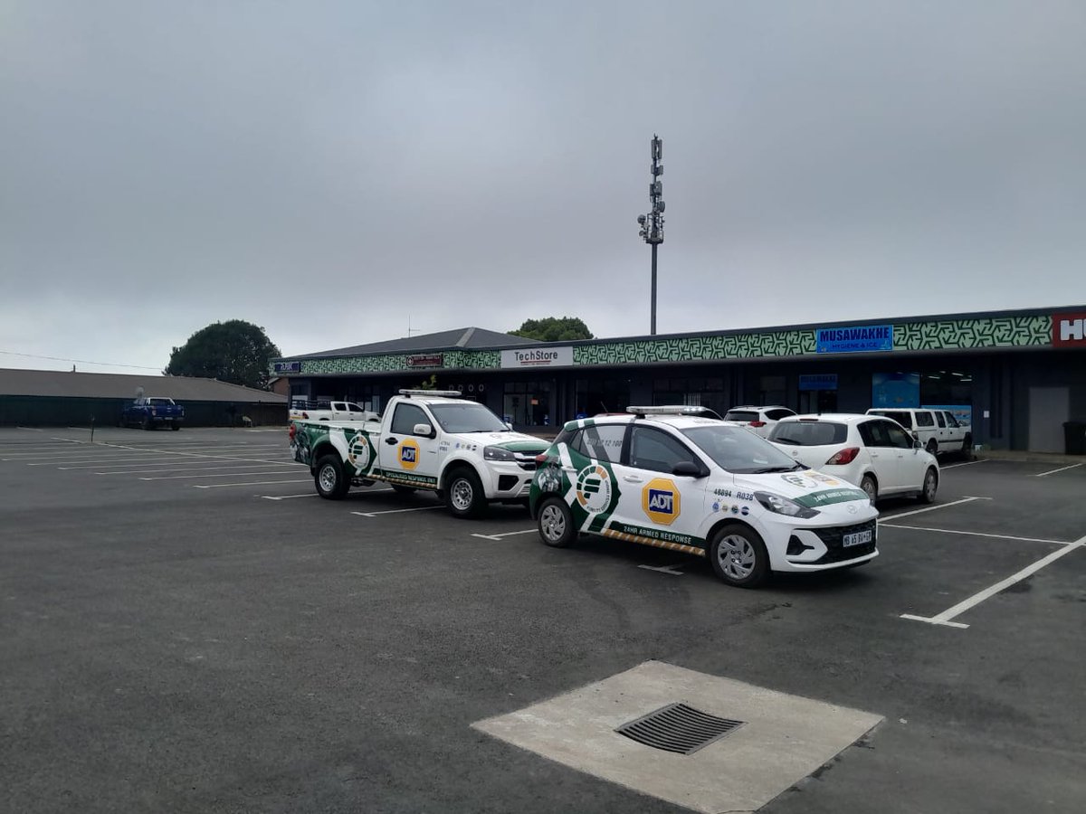Fidelity_Secure's tweet photo. Hello Howick!
What an impressive show of force with our teams on the ground. Your safety matters to us. After all, we’re in the business to keep you safe and to secure your assets.
#FidelityServiceGroup #KZN #FidelitySecureFire #Howick #StandOffs #Visibility #WeAreFidelity https://t.co/tmZ4xKniJ0