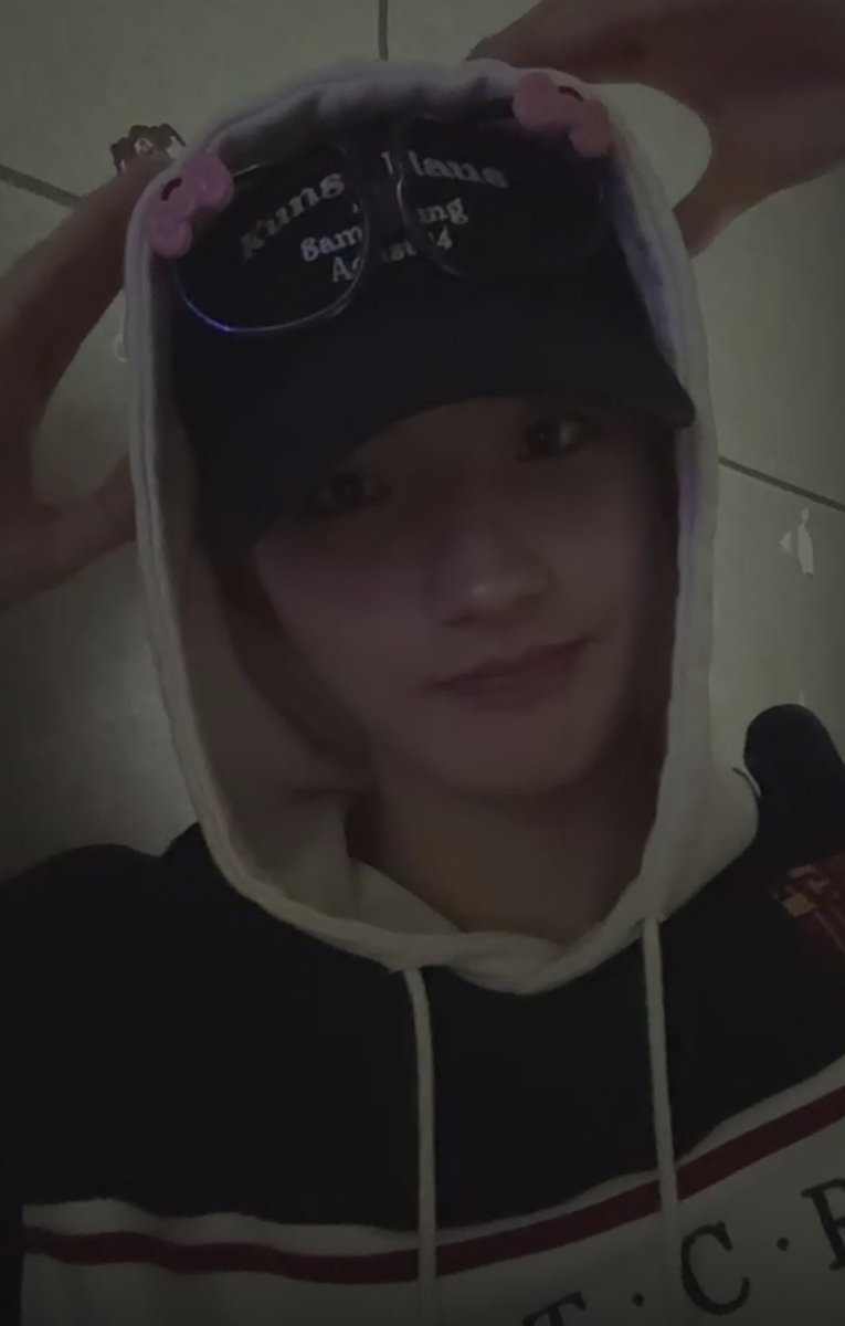 id2heejju's tweet image. 히쭈