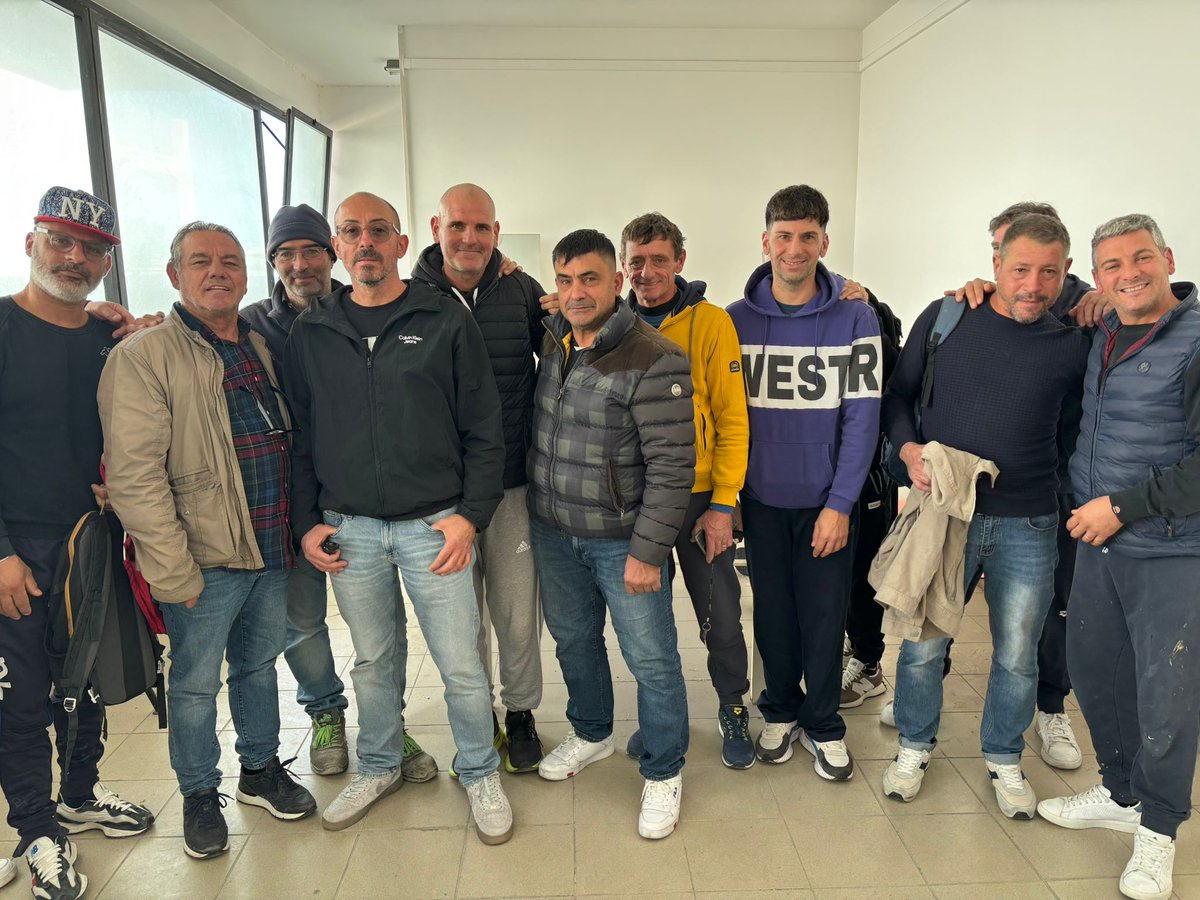 filcacisltabr's tweet photo. 📣 Assemblea sindacale alla TCT di Brindisi
Con i nostri iscritti abbiamo discusso la contrattazione di secondo livello per migliorare condizioni e tutele.
🗣 Un confronto vero, nel segno del dialogo e della partecipazione.
🤝 Ora verso la conclusione della trattativa.
#FilcaCisl https://t.co/PPldzqrULb